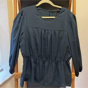 BCBGMAXAZRIA TOP